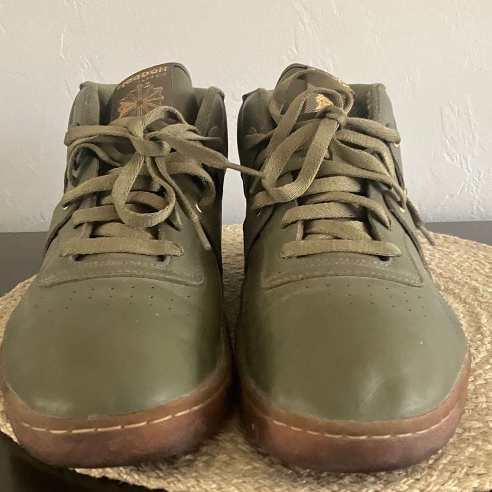 Reebok Classic Mid Olive Pre Owned